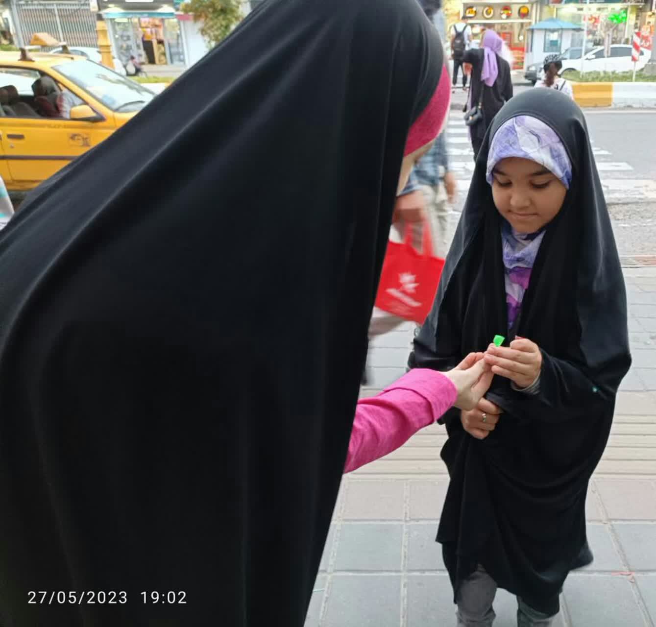 برپایی دورهمی خیابانی و میدانی دخترانه به همت کانون مسجد جامع چالوس