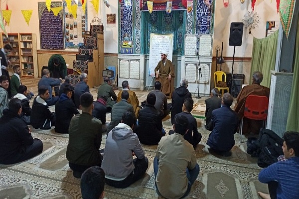 کانون های مساجد بهترین پایگاه برای جذب نوجوانان و جوانان است