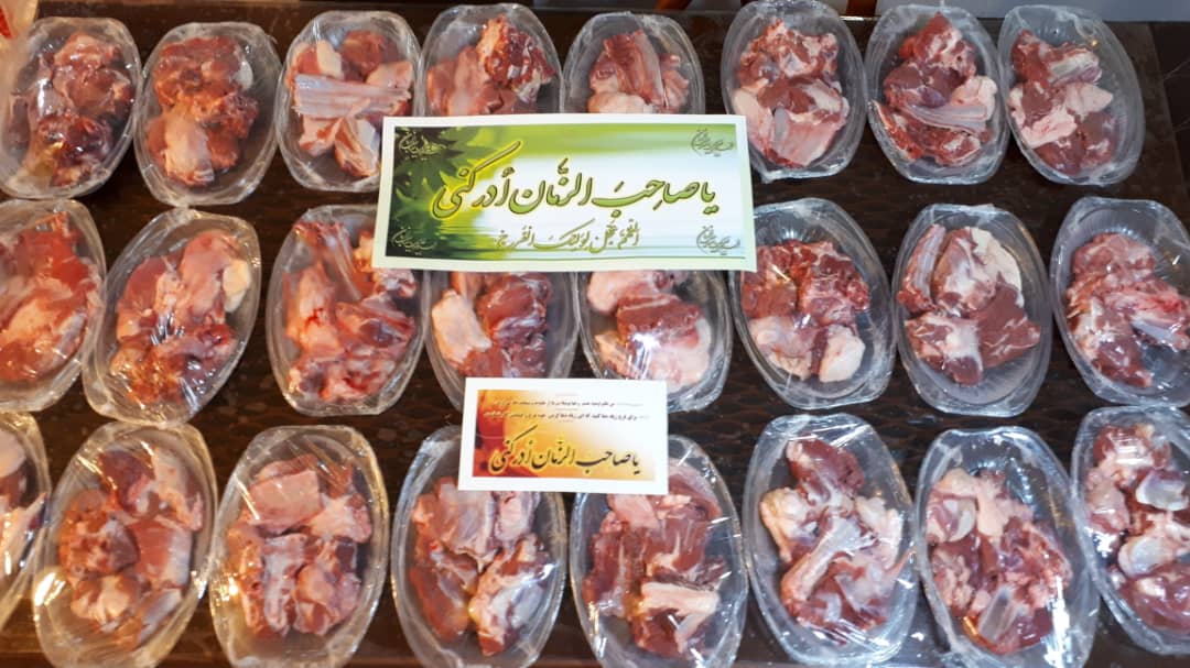 گزارش تصویری از توزیع ۱۵۰ بسته گوشت قرمز بین نیازمندان جوکار