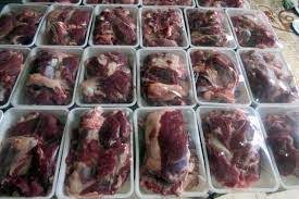 توزیع ۲۰ بسته گوشت قربانی توسط کانون شهدا روستای گرجی محله بهشهر