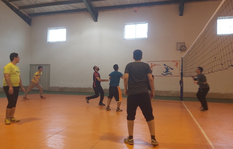 برگزاری مسابقه والیبال بین اعضای کانون