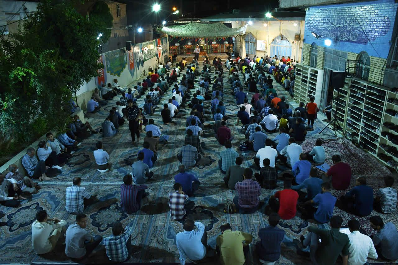 برگزاری گردهمایی یک هزار نفری بچه های مسجد در کانون «دوستان آسمانی» جهرم
