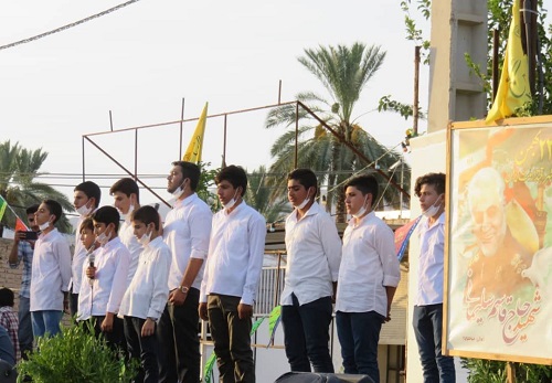 اجرای سرود «من انقلابی‌ام» توسط بچه‌های مسجد روستای موسویه جهرم