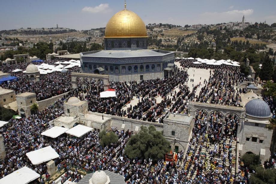 حضور ۴۰ هزار فلسطینی در نماز جمعه «مسجدالاقصی»