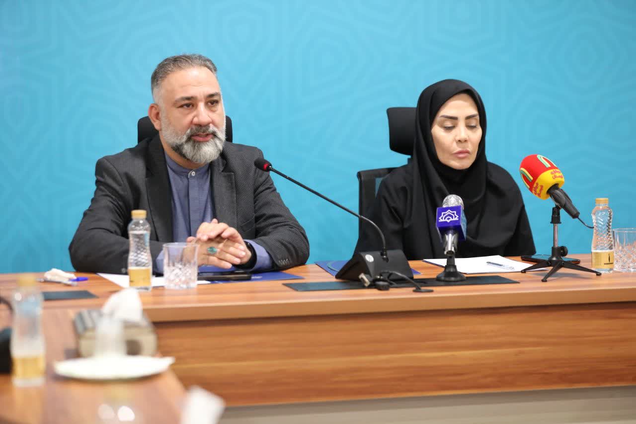 گسترش هم افزايي و تعامل دو سويه وزارت فرهنگ و کانونهاي مساجد در توسعه فعاليتهاي قرآني