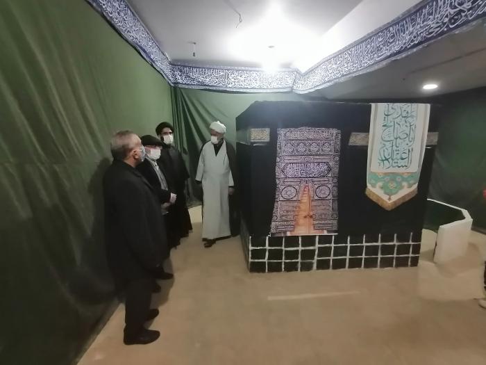 بازدید رئیس و اعضای ستاد بازسازی عتبات عالیات استان قم از نمایشگاه دلیل خلقت