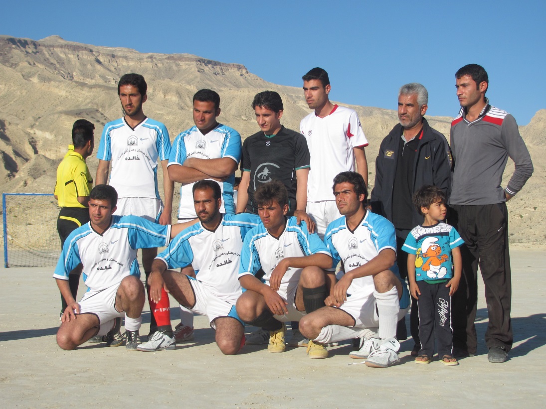 مسابقه فوتبال زمین بزرگ دیدار تیم های کانون فرهنگی و شهر لامرد