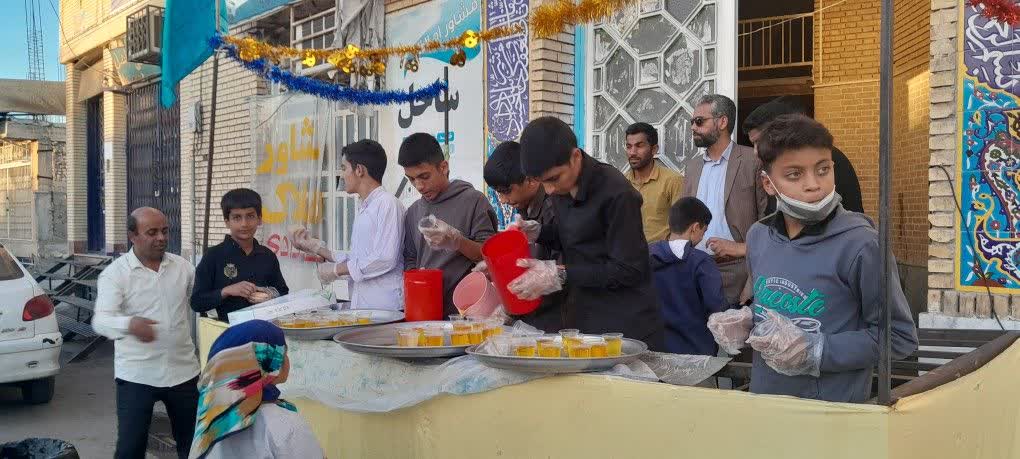 بچه مسجدی های کانون امام صادق (ع) عنبرآباد به استقبال دهه کرامت می روند