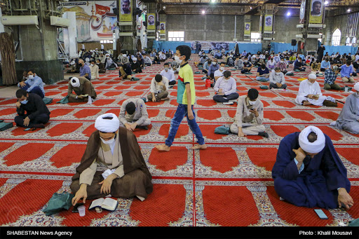 مسجدی‌ها برای ارتقای شور و شعور حسینی در جامعه برنامه داشته باشند