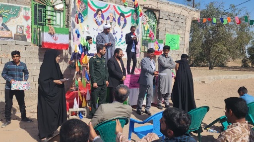 بچه مسجدی های کانون شهید باکری پیروزی انقلاب اسلامی را در ۴۰ نقطه جنوب کرمان جشن گرفتند