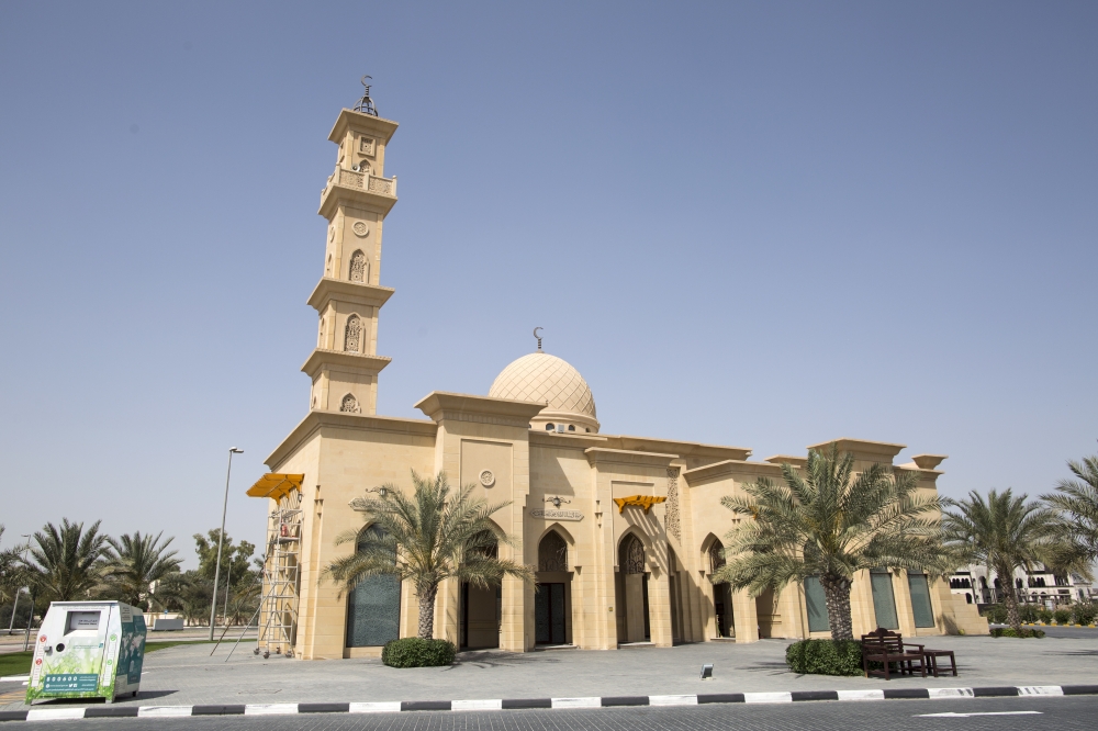 پایان عملیات ضدعفونی ۸۰۰ مسجد دبی