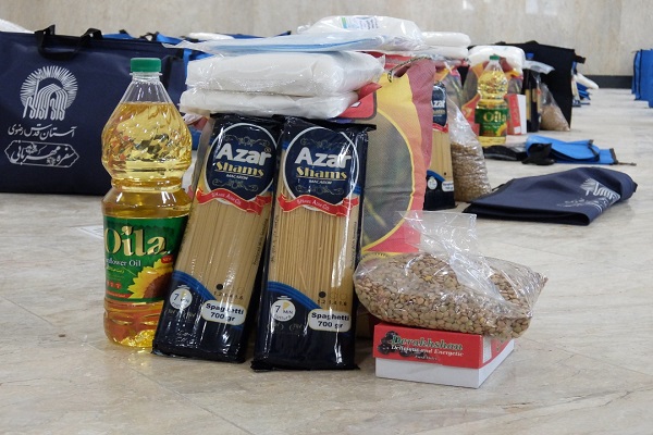 ۶۵٠ بسته مواد غذایی میان خانوارهای بی بضاعت جهرمی توزیع شد