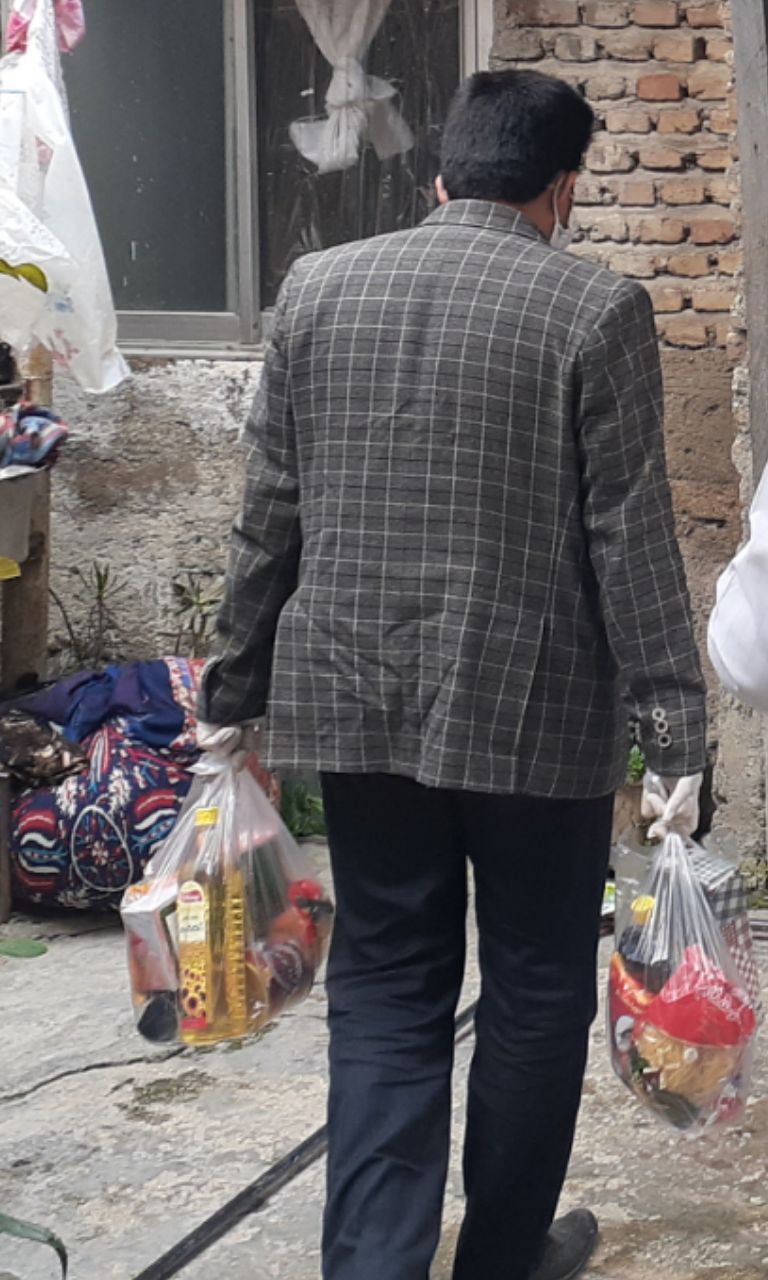 توزیع ۱۵۰ سبد کالا در بین خانوارهای مبتلا به کرونا و نیازمند به همت کانون امام علی(ع) نکا
