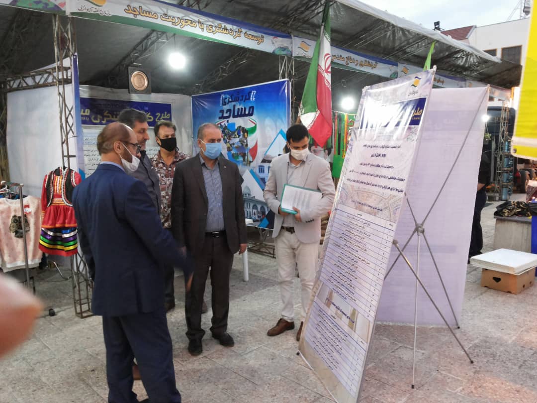 نمایش ظرفیت‌‌های گردشگری مساجد گیلان در منطقه آزاد انرلی
