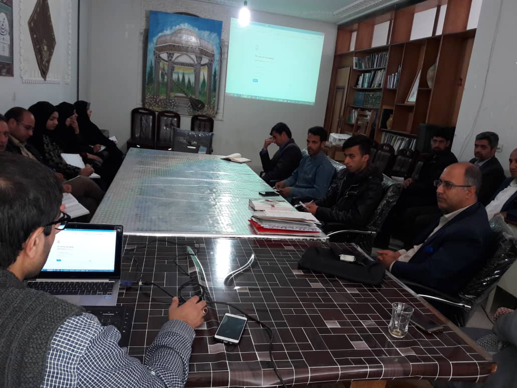 بیست و یکمین نشست آموزشی طرح ملی «فهما» در استان فارس به میزبانی بوانات برگزار شد