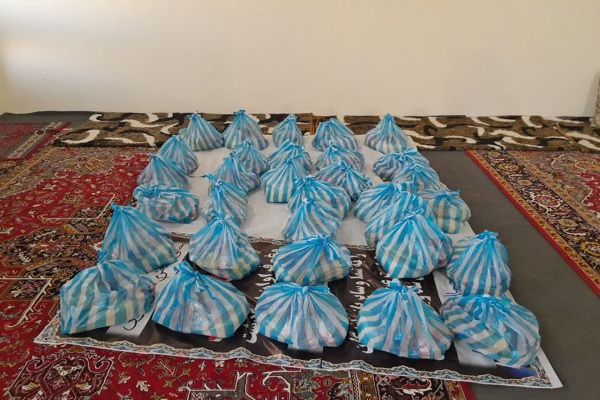 توزیع بسته های معیشتی بین نیازمندان توسط بچه مسجدی های کانون حبیب بن مظاهر ارومیه