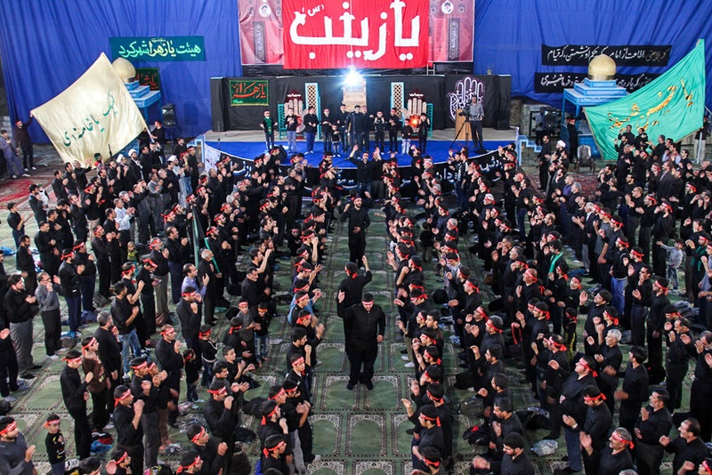 کانون های مساجد جهرم در تاسوعای حسینی سوگوار علمدار کربلا است