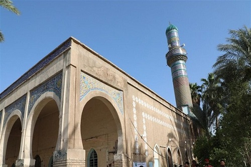 از پخش اذان در مساجد قدیمی بغداد پس از سال‌ها تا توزیع میوه‌های تابستانی میان فقرا در مسجد «کلارکستون»