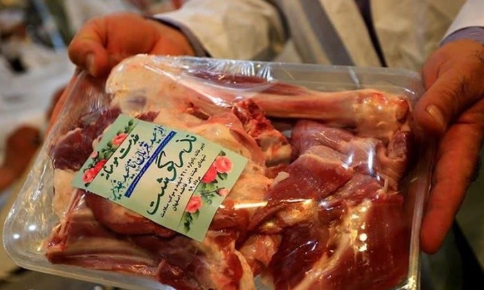 ۱۰۸ بسته گوشت قربانی به همت کانون «شهید رحمانیان» میان خانواده های نیازمند توزیع شد